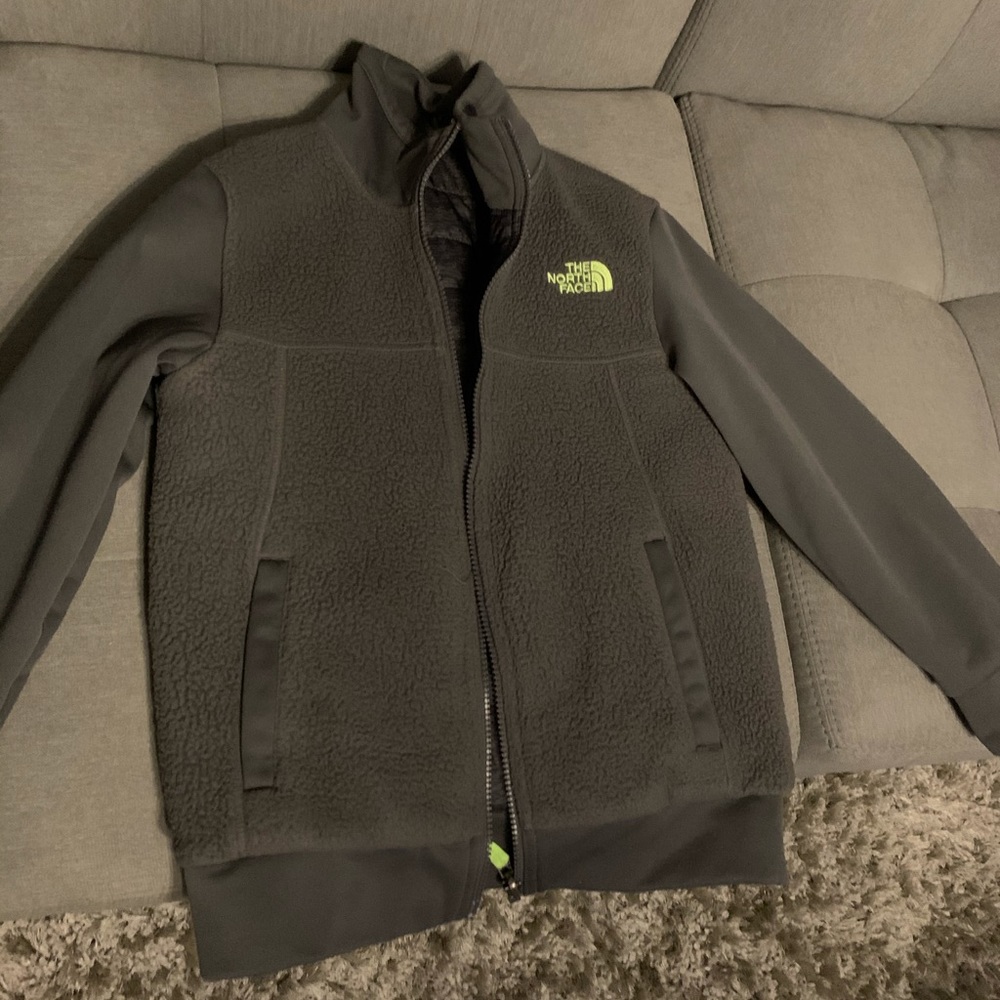 Boys Gray Reversible North Face Jacket.